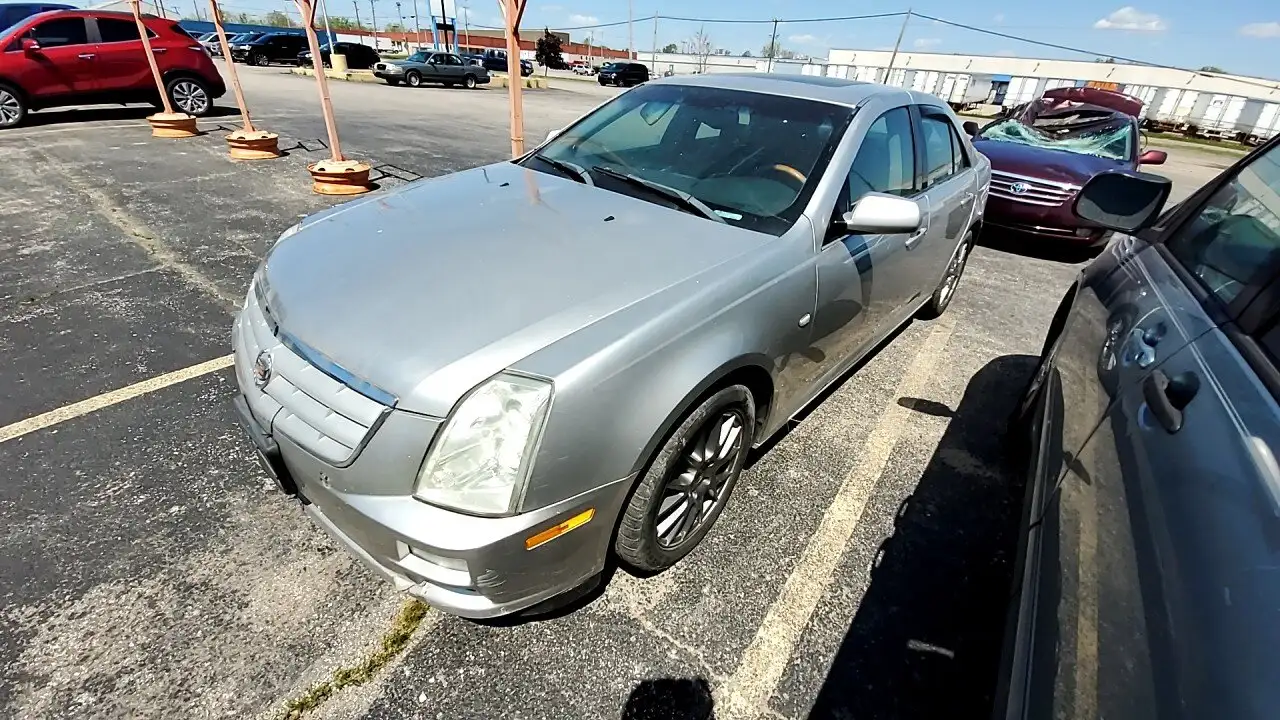 Photo of 2005 Cadillac Sts