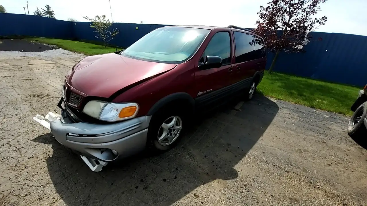 Photo of 2004 Pontiac Montana