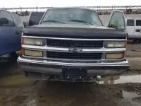 Photo of 1999 Chevrolet Suburban