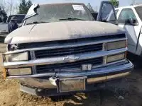 Photo of 1999 Chevrolet Suburban