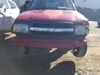 Photo of 2003 Chevrolet Tracker