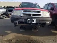 Photo of 2003 Chevrolet Tracker