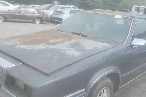 Photo of 1990 Chrysler New Yorker