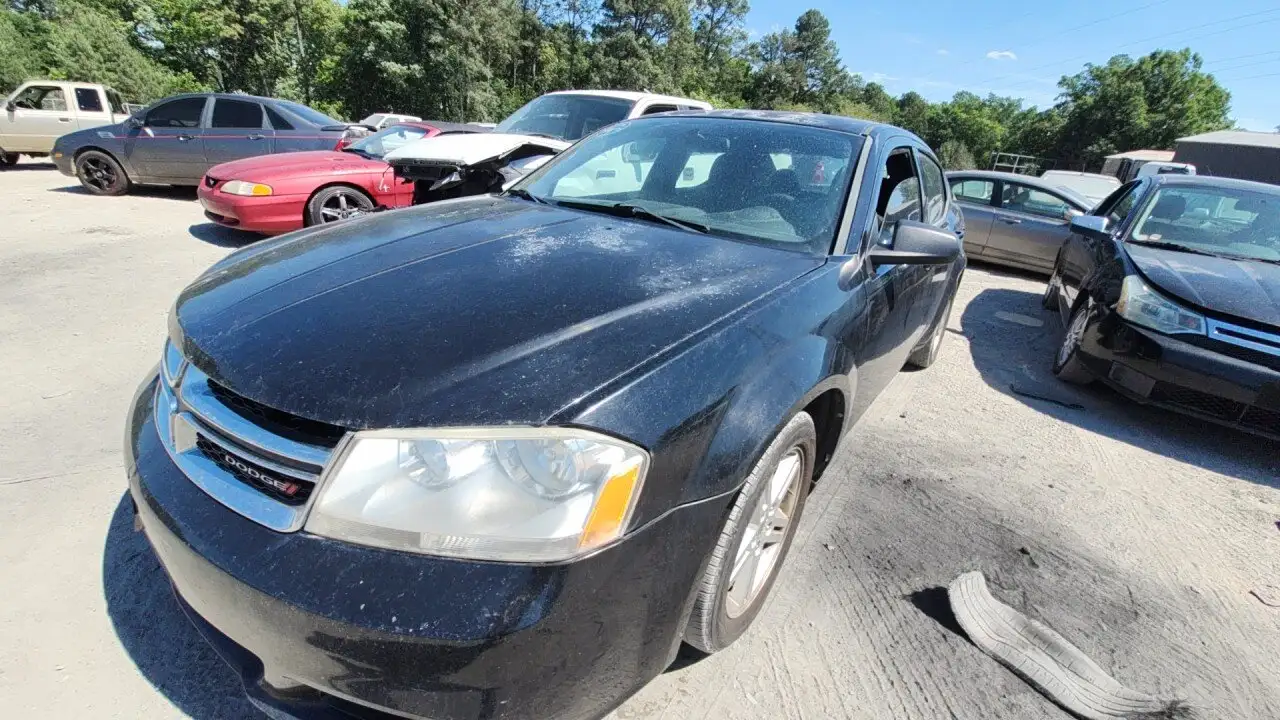 Photo of 2013 Dodge Avenger