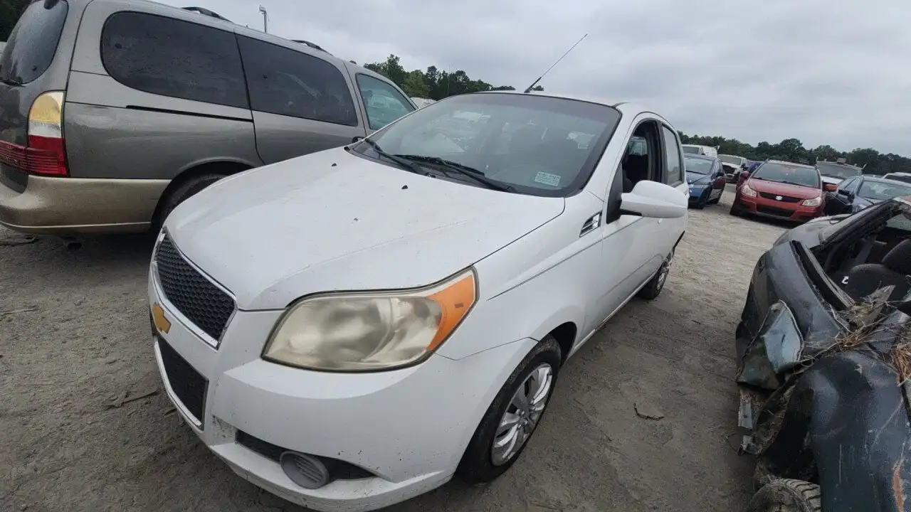 Photo of 2011 Chevrolet Aveo5