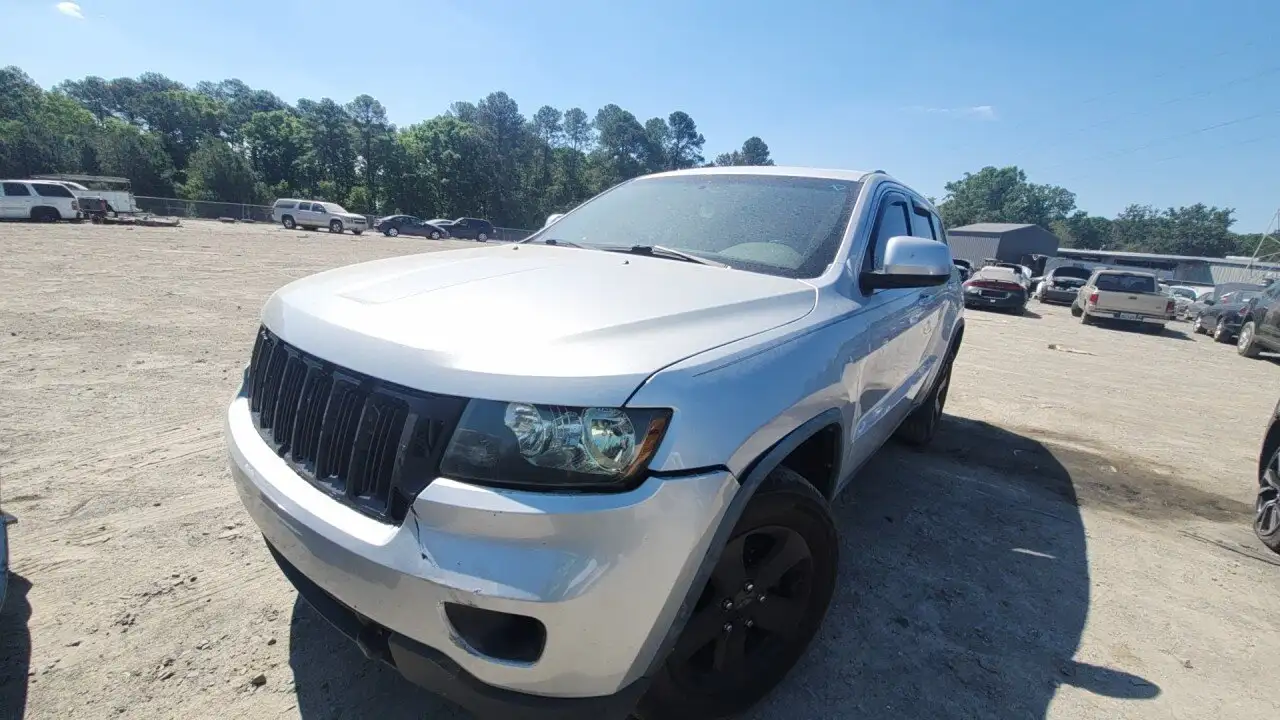 Photo of 2011 Jeep Grand Cherokee