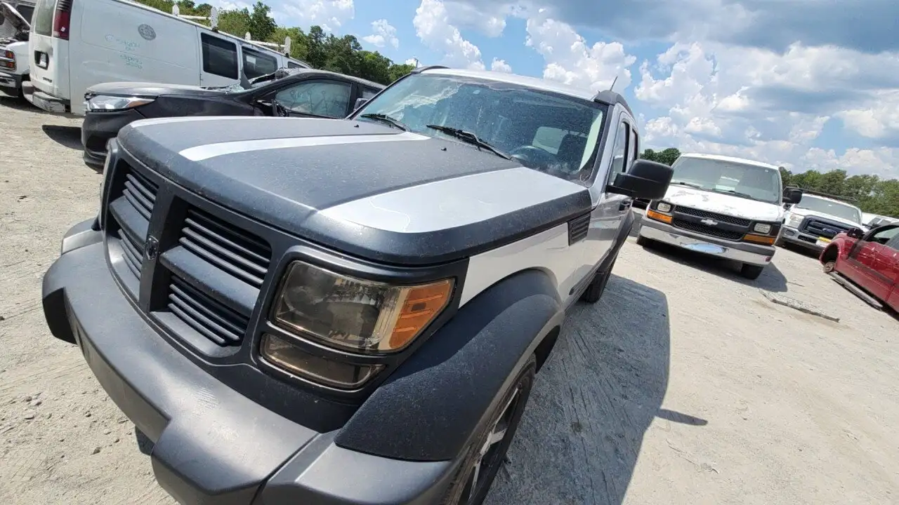 Photo of 2007 Dodge Nitro