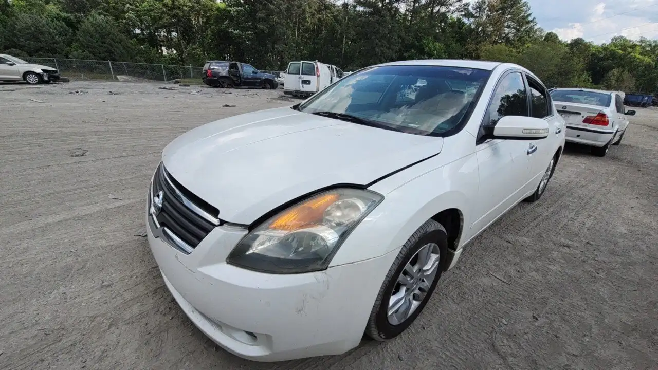 Photo of 2012 Nissan Altima
