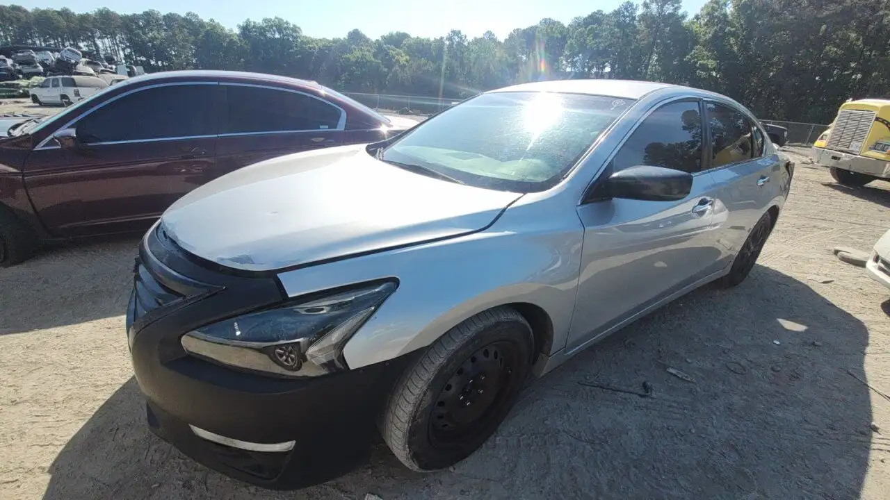Photo of 2014 Nissan Altima
