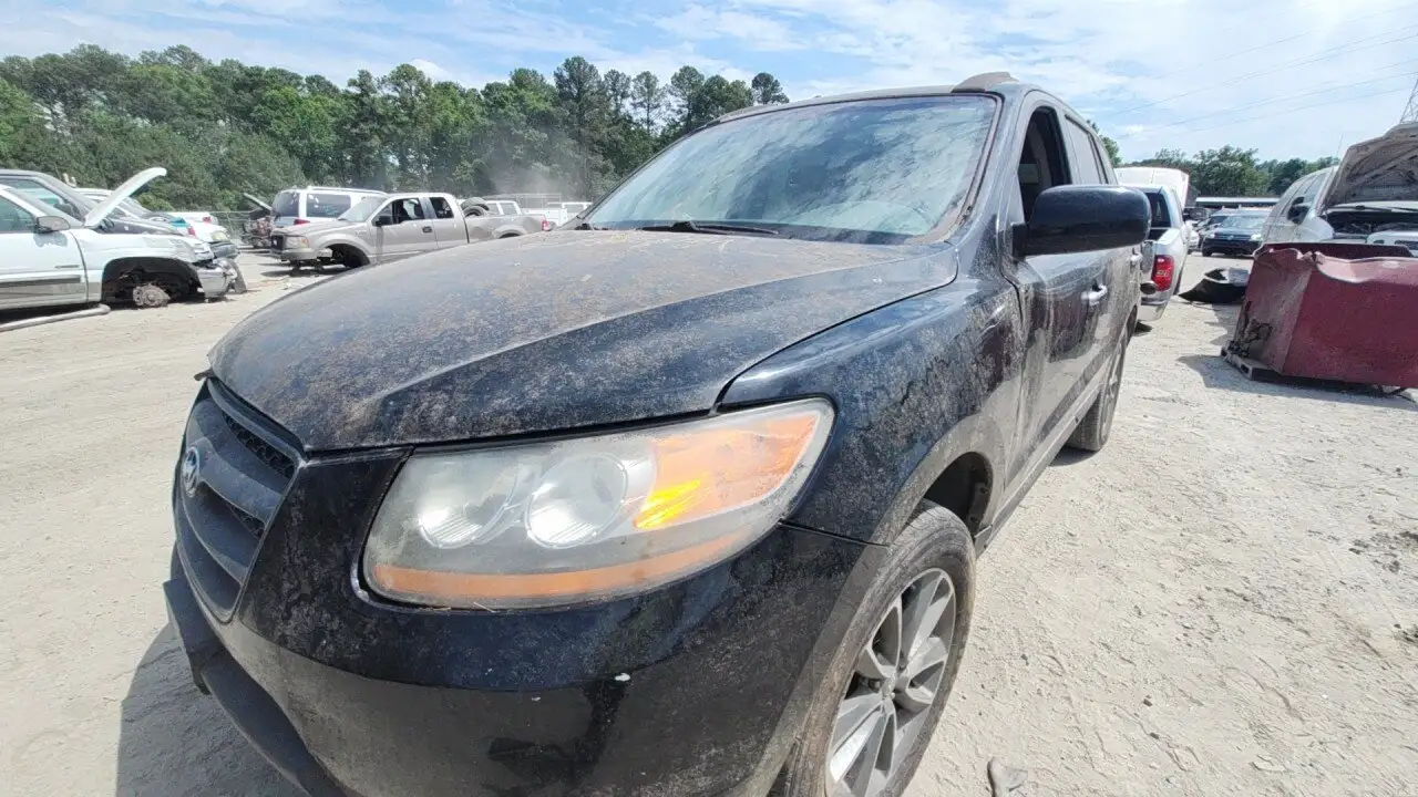 Photo of 2008 Hyundai Santa Fe