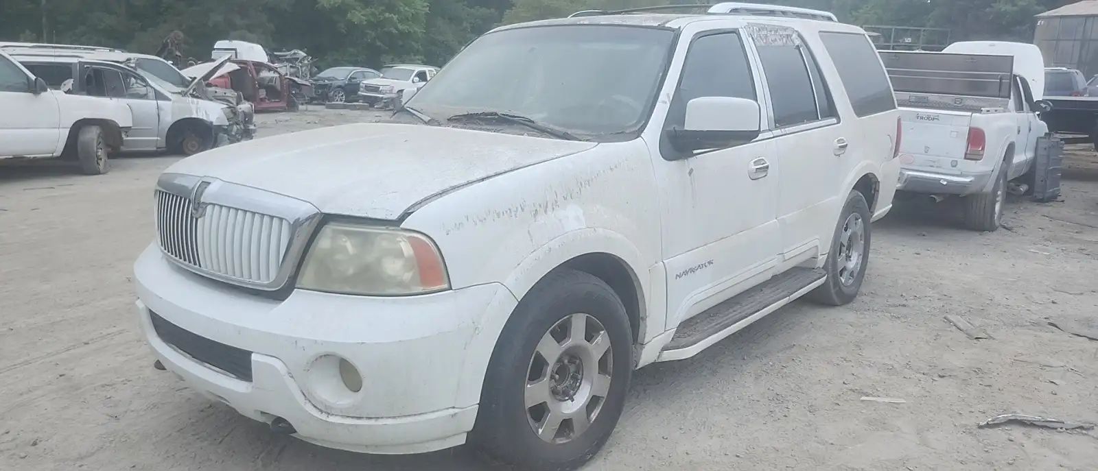 Photo of 2003 Lincoln Navigator