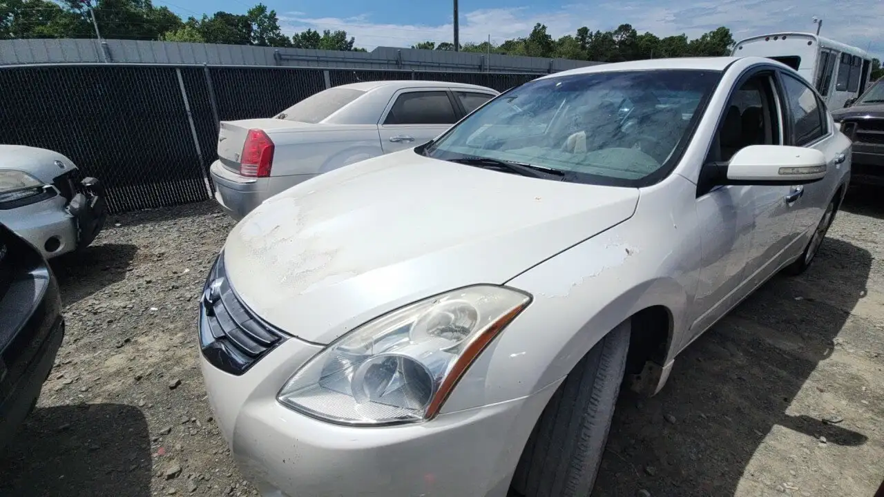 Photo of 2012 Nissan Altima