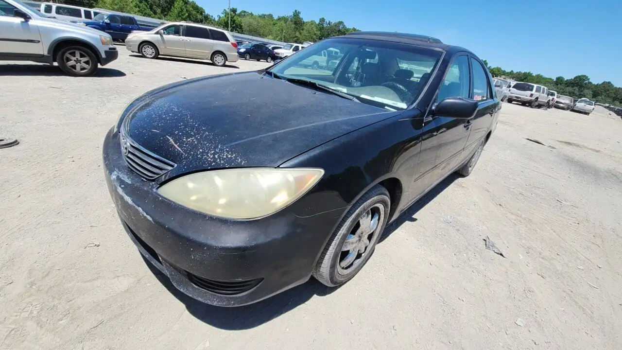 Photo of 2005 Toyota Camry