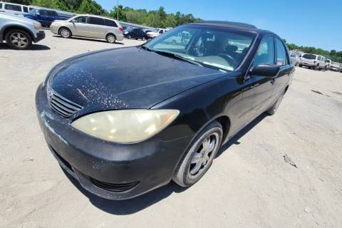Photo of 2005 Toyota Camry