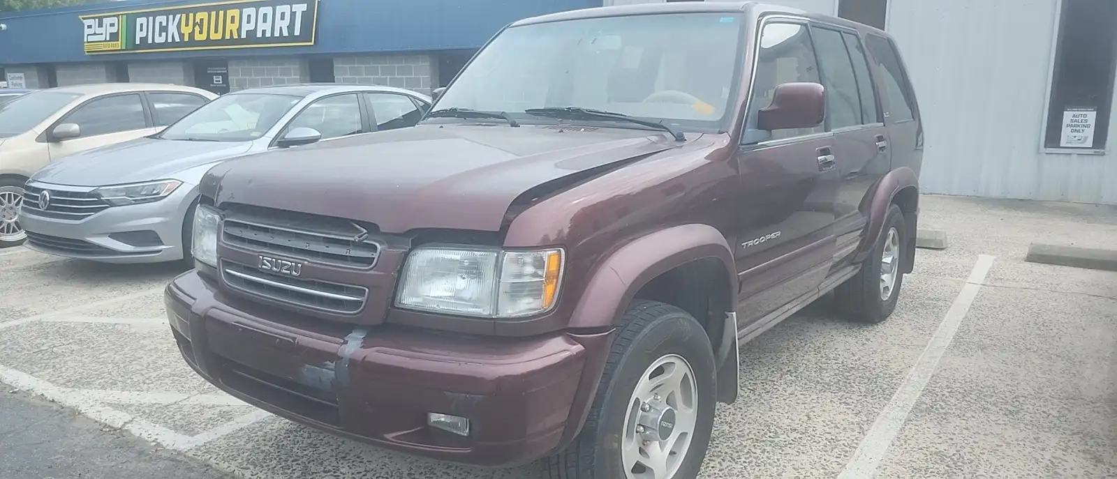 Photo of 2002 Isuzu Trooper