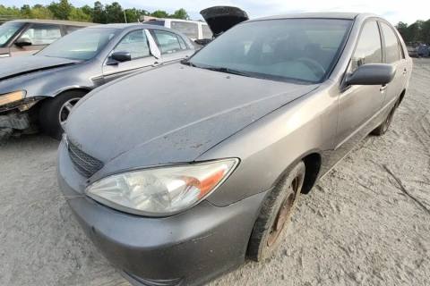 Photo of 2004 Toyota Camry