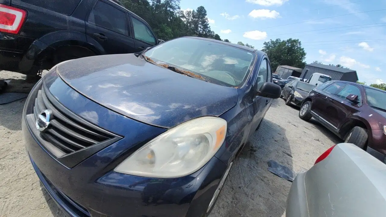 Photo of 2013 Nissan Versa