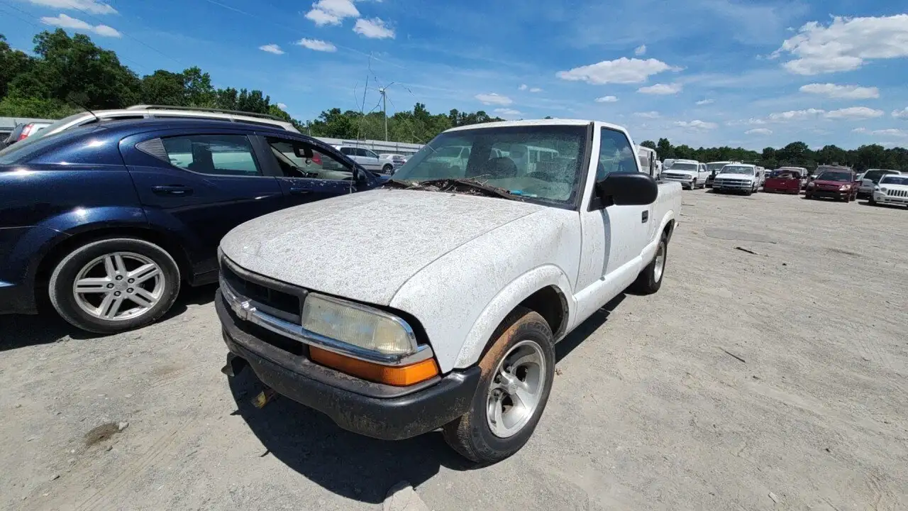 Photo of 2002 Chevrolet S10