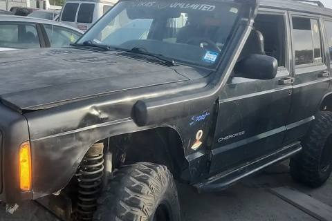 Photo of 1997 Jeep Cherokee
