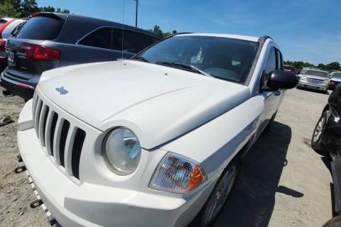 Photo of 2010 Jeep Compass