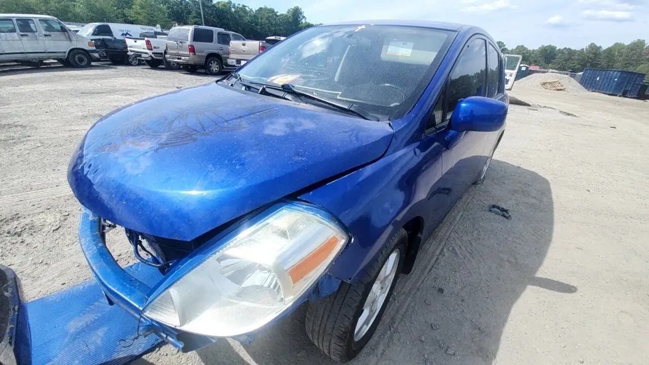 Photo of 2012 Nissan Versa