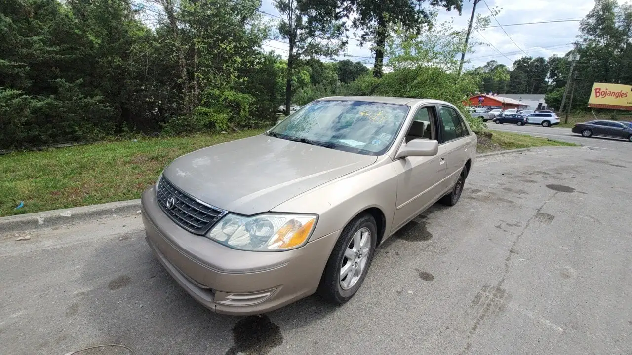 Photo of 2004 Toyota Avalon