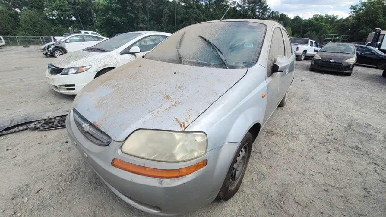 Photo of 2004 Chevrolet Aveo