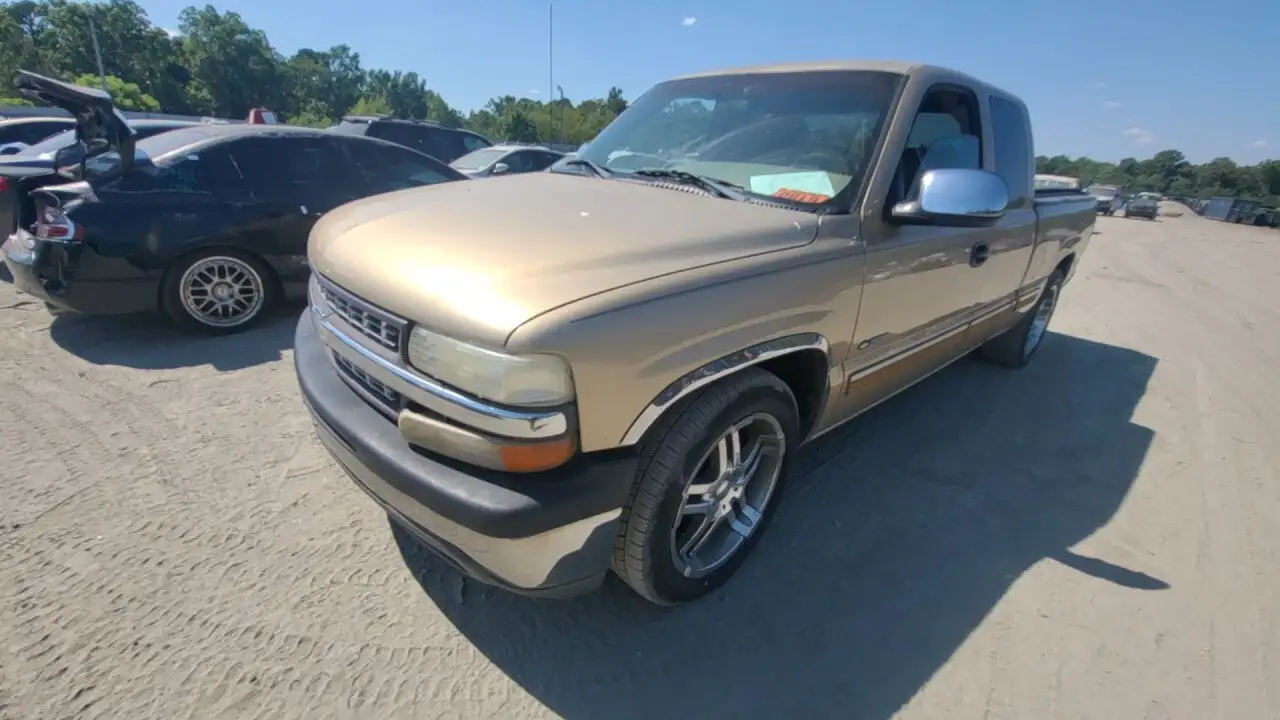Photo of 2001 Chevrolet Silverado 1500