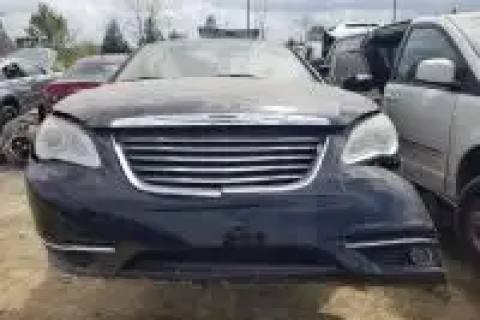 Photo of 2011 Chrysler 200