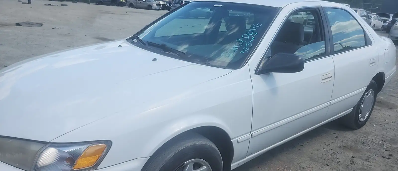 Photo of 1998 Toyota Camry