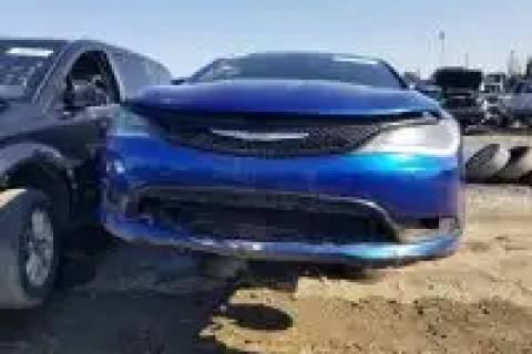 Photo of 2015 Chrysler 200