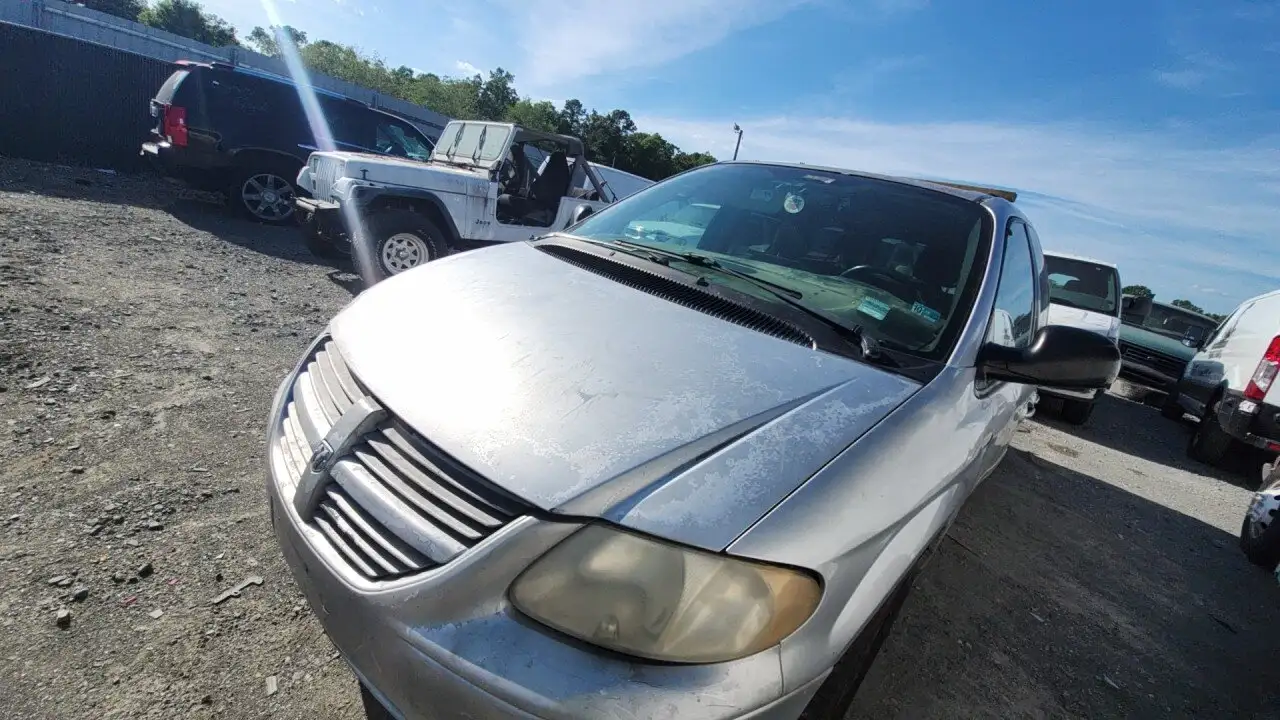 Photo of 2005 Dodge Grand Caravan