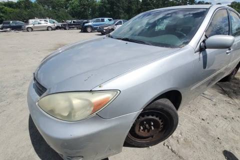 Photo of 2004 Toyota Camry