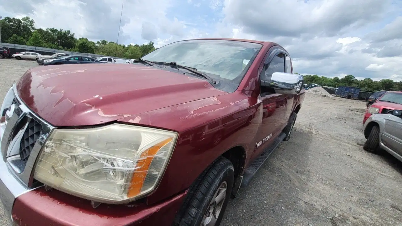 Photo of 2004 Nissan Titan
