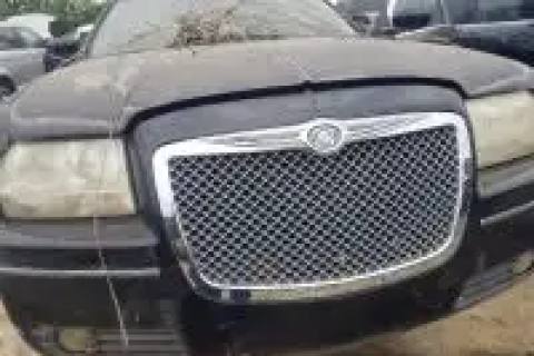 Photo of 2005 Chrysler 300