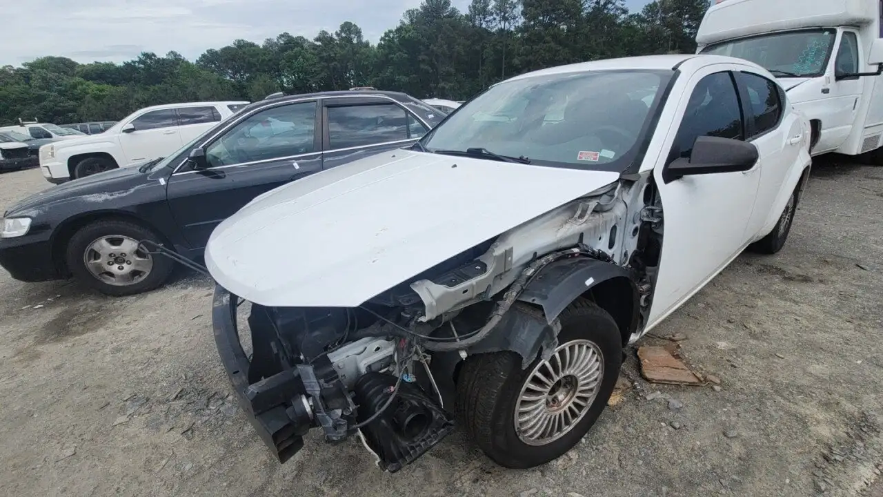 Photo of 2013 Dodge Avenger