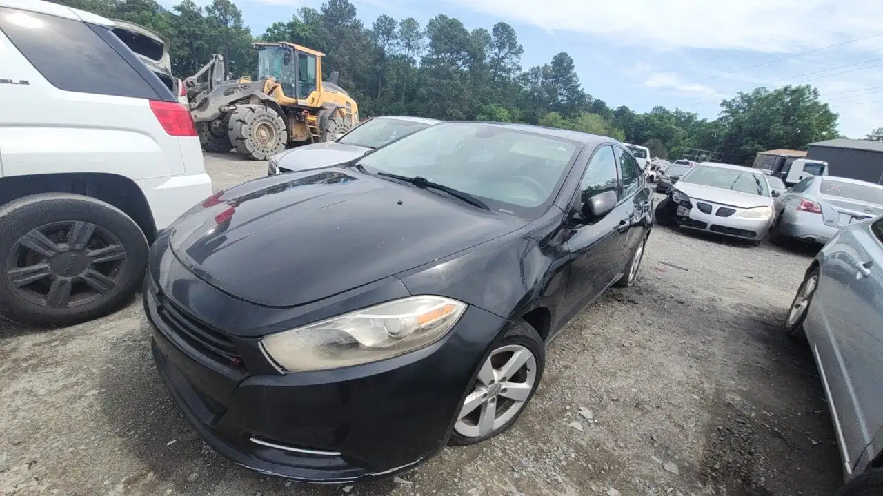 Photo of 2015 Dodge Dart