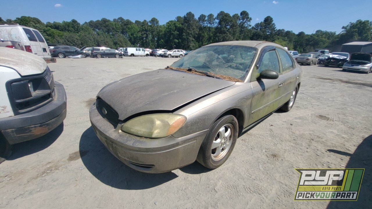 Photo of 2005 Ford Taurus