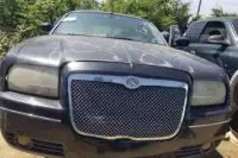 Photo of 2005 Chrysler 300