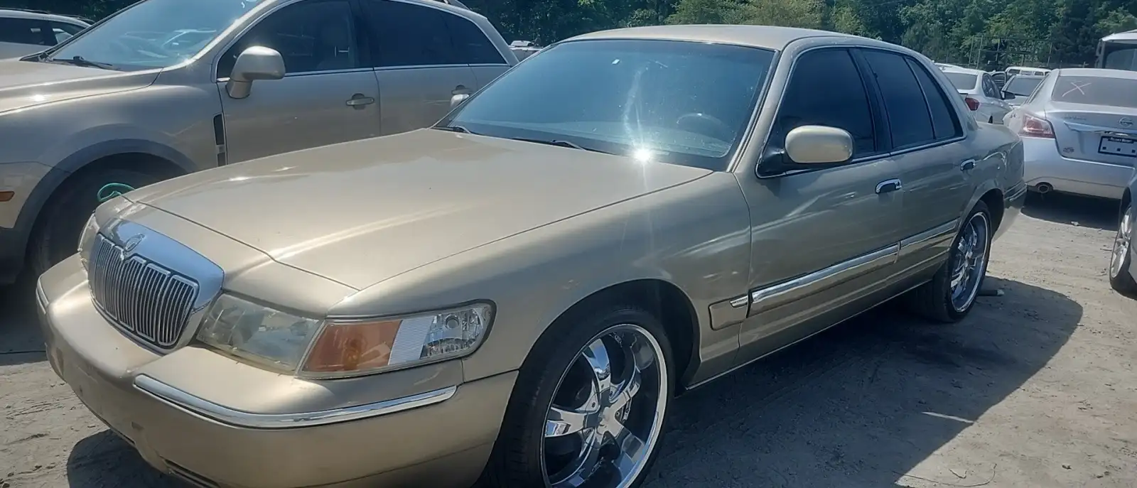 Photo of 1999 Mercury Grand Marquis