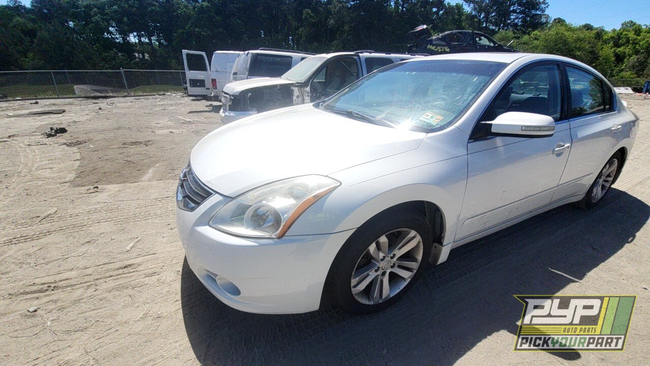 Photo of 2011 Nissan Altima