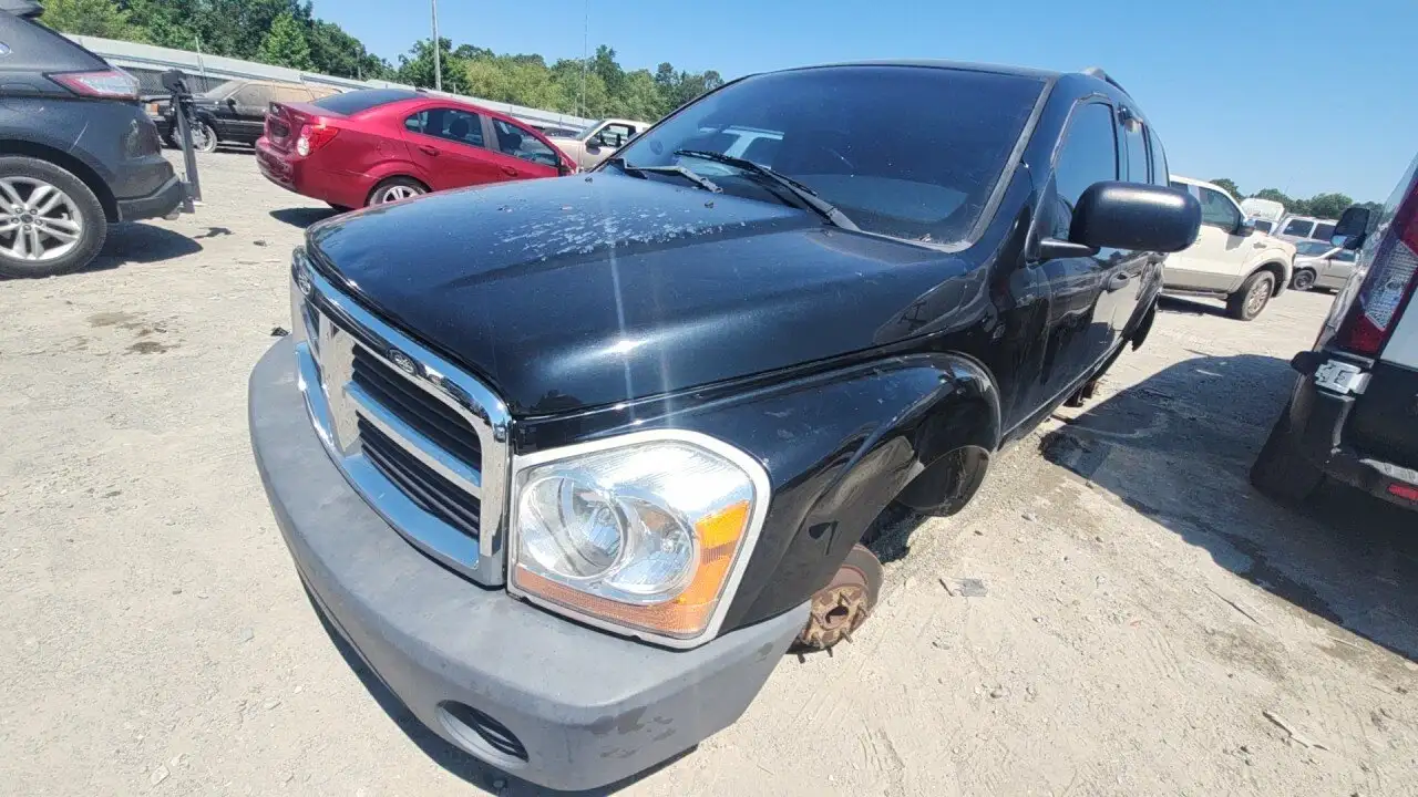 Photo of 2004 Dodge Durango