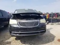 Photo of 2012 Chrysler Town & Country