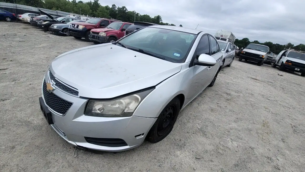 Photo of 2014 Chevrolet Cruze