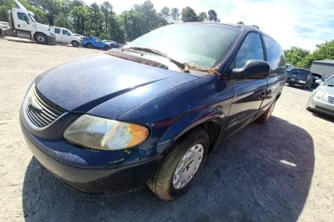 Photo of 2001 Chrysler Town & Country