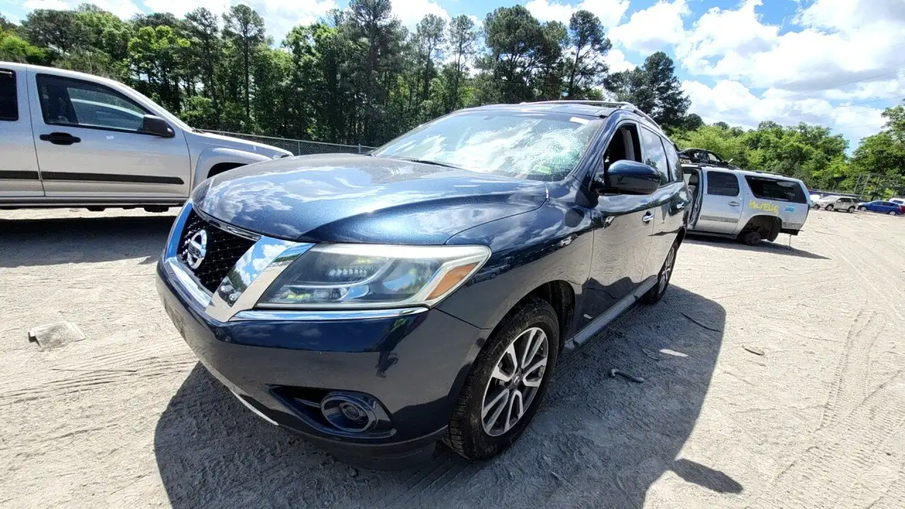 Photo of 2013 Nissan Pathfinder