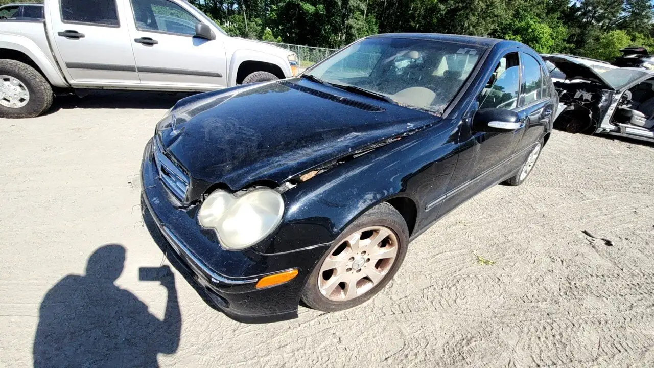 Photo of 2005 Mercedes-Benz C320