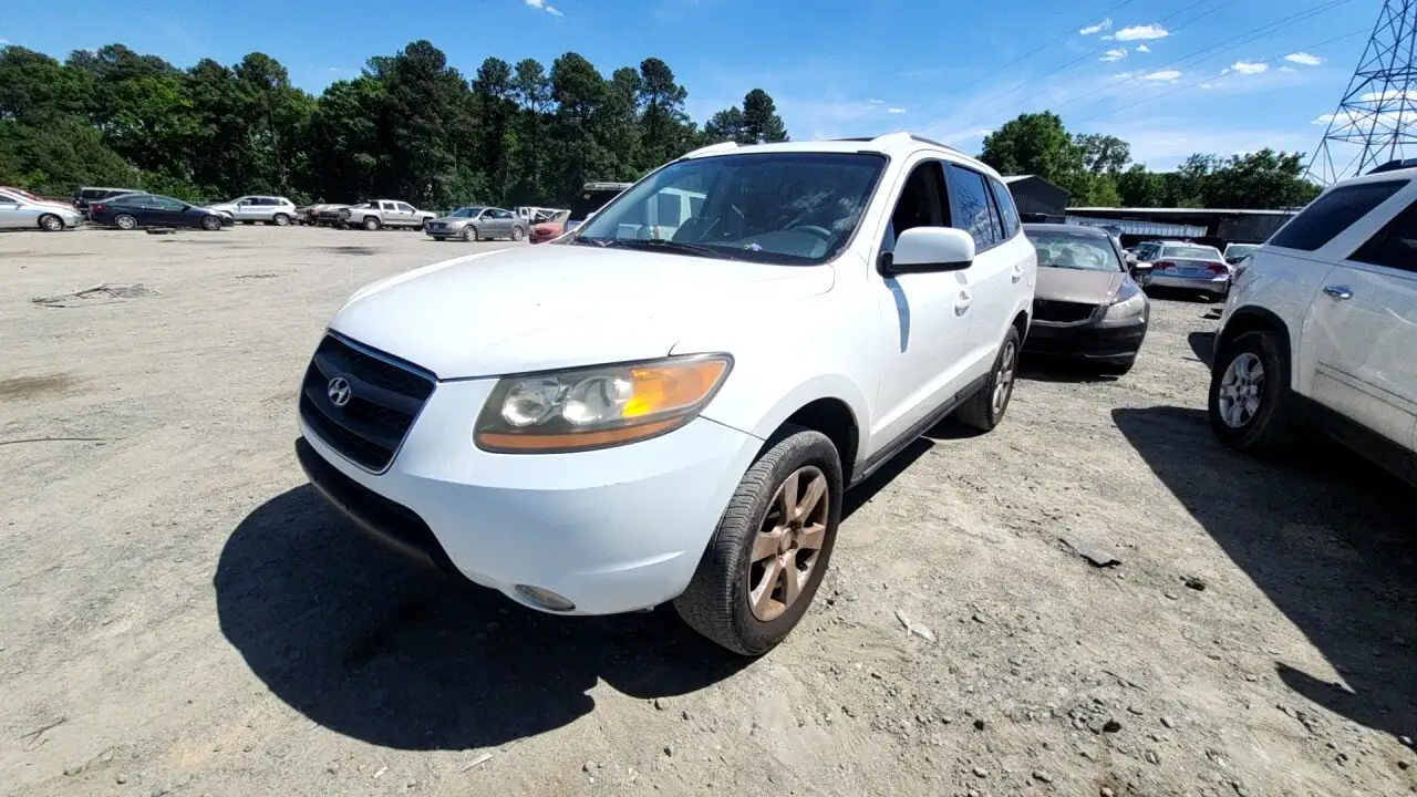 Photo of 2009 Hyundai Santa Fe