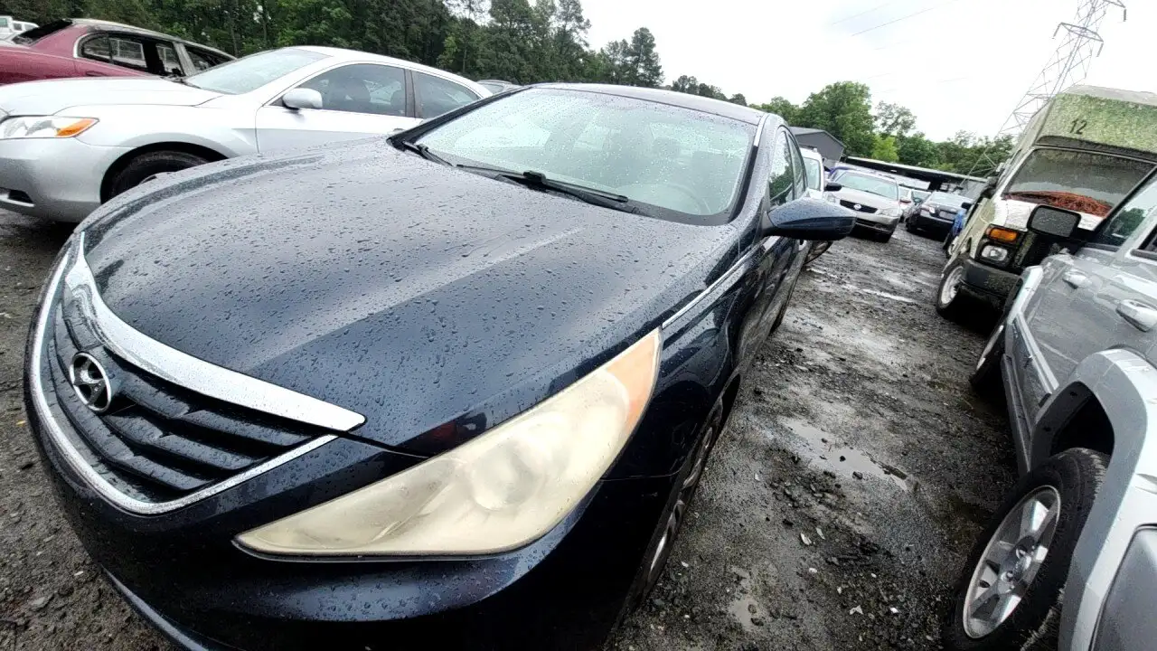 Photo of 2011 Hyundai Sonata