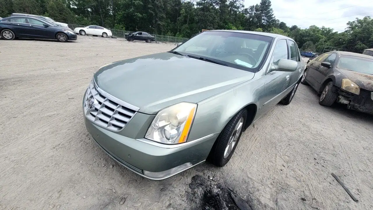 Photo of 2006 Cadillac Dts